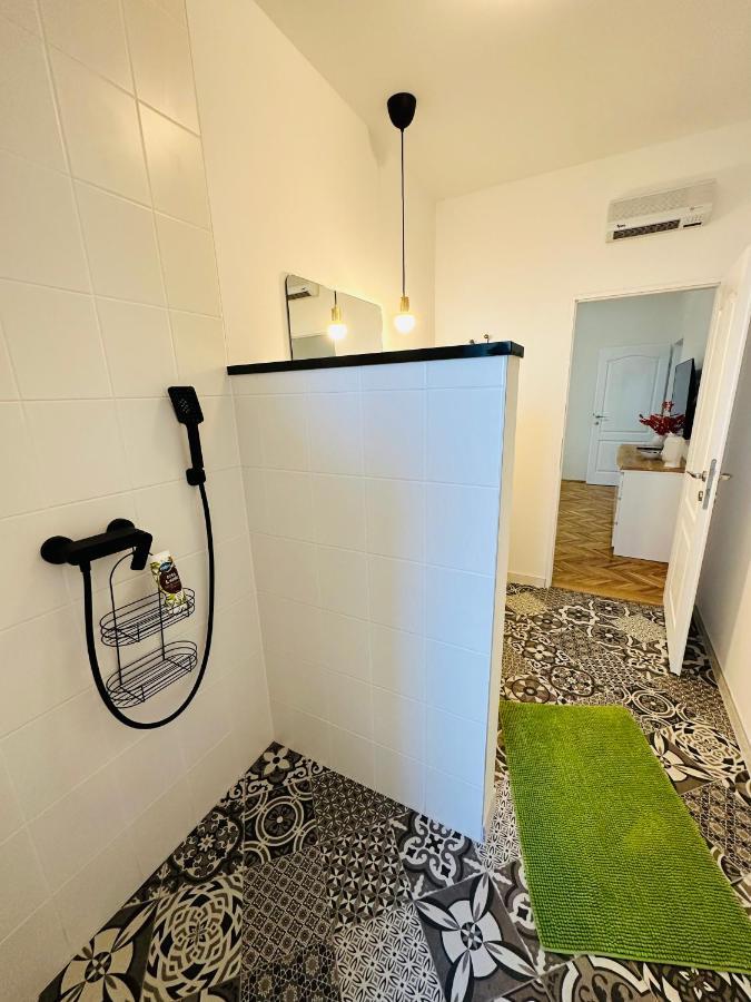 Studio Zara Rovinj Exterior photo